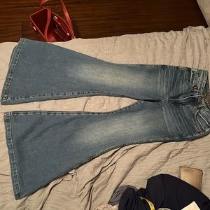 women’s denim wrangler WIDE flare/ trouser, size 27 for waist